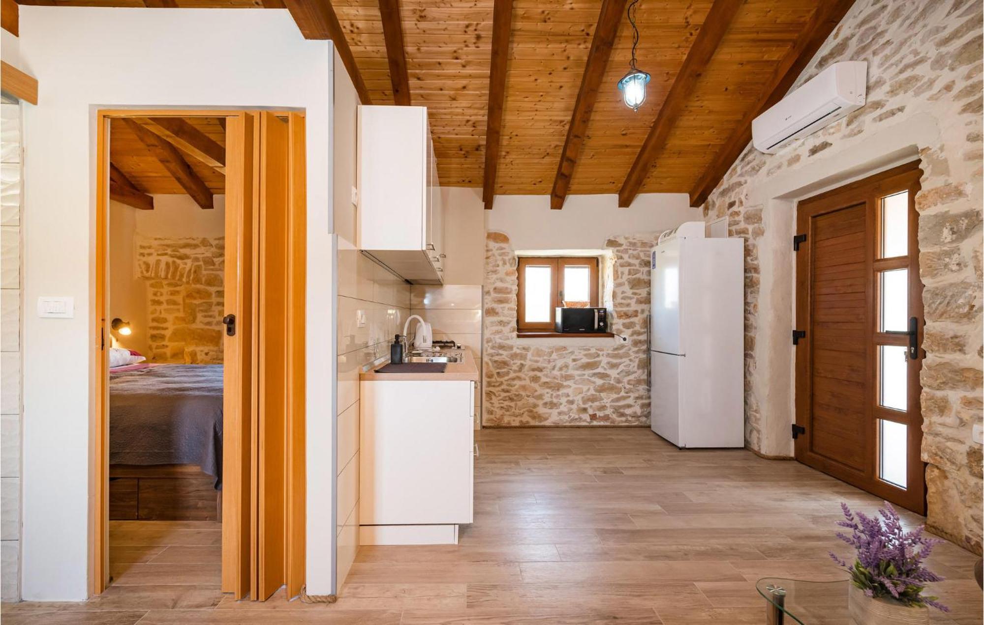 Pet Friendly Home In Murvica With Kitchen Екстериор снимка