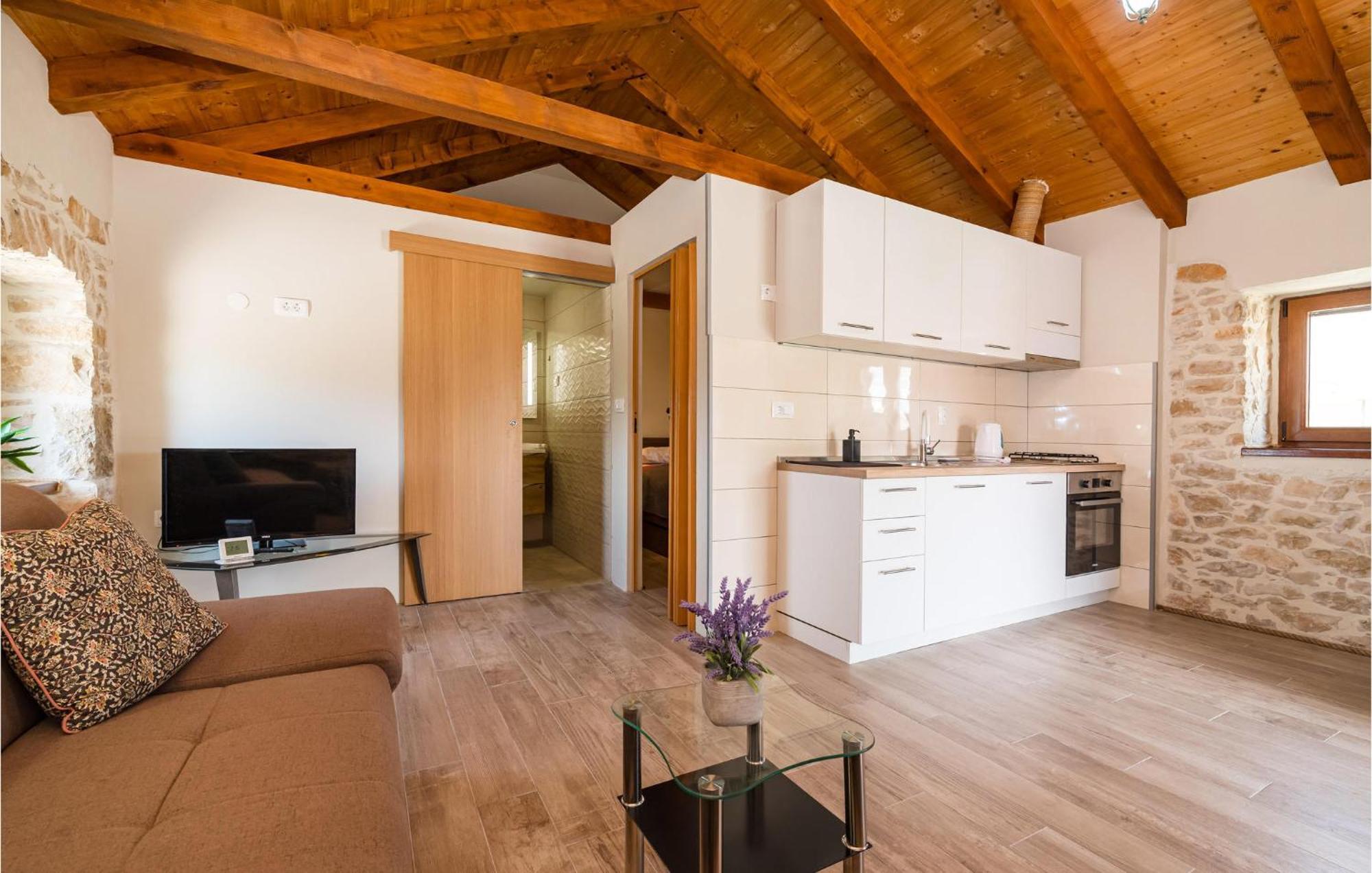 Pet Friendly Home In Murvica With Kitchen Екстериор снимка