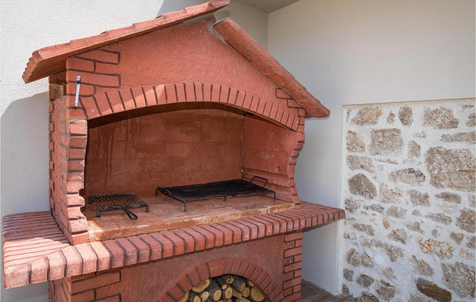 Pet Friendly Home In Murvica With Kitchen Екстериор снимка