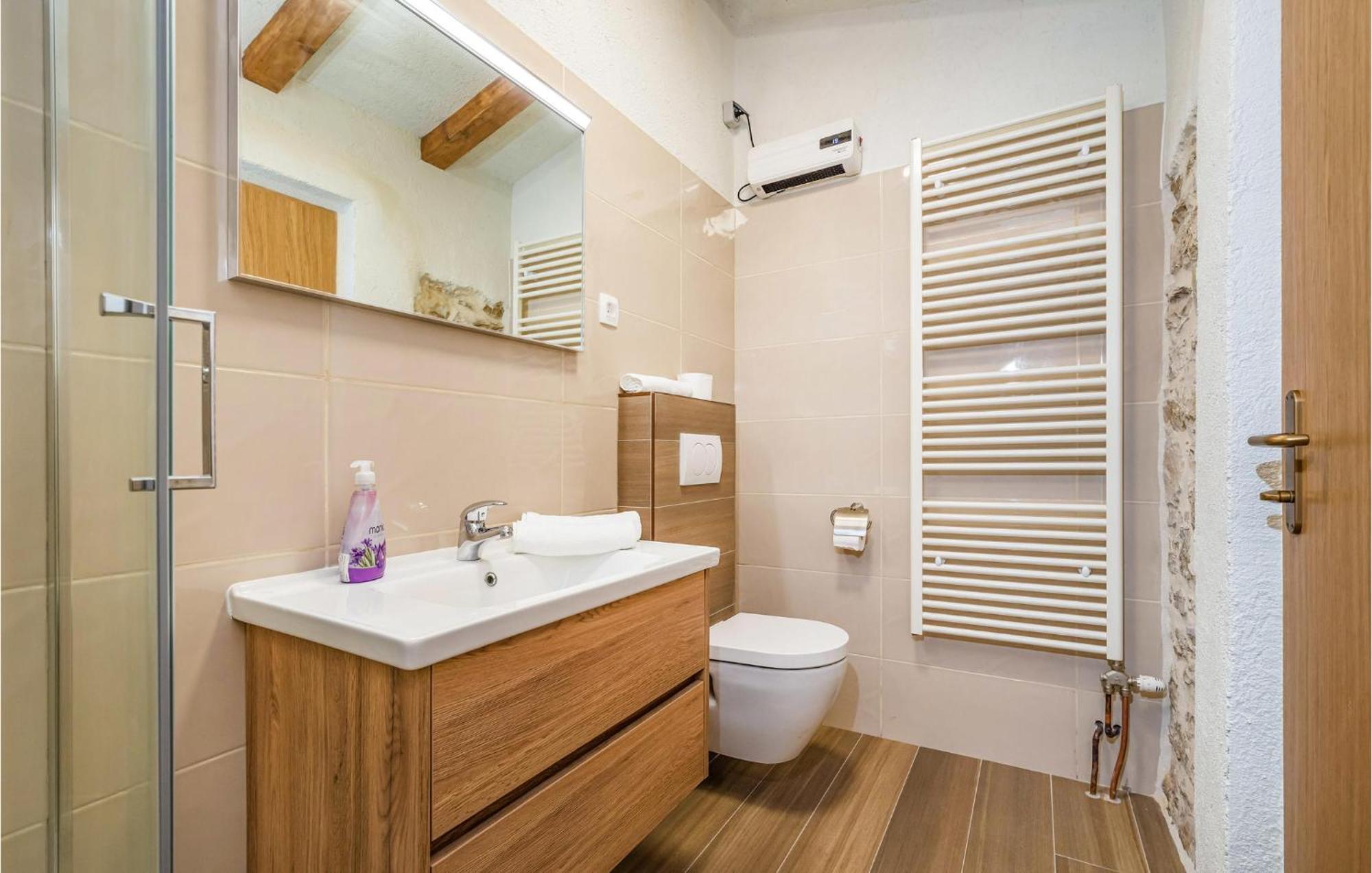 Pet Friendly Home In Murvica With Kitchen Екстериор снимка