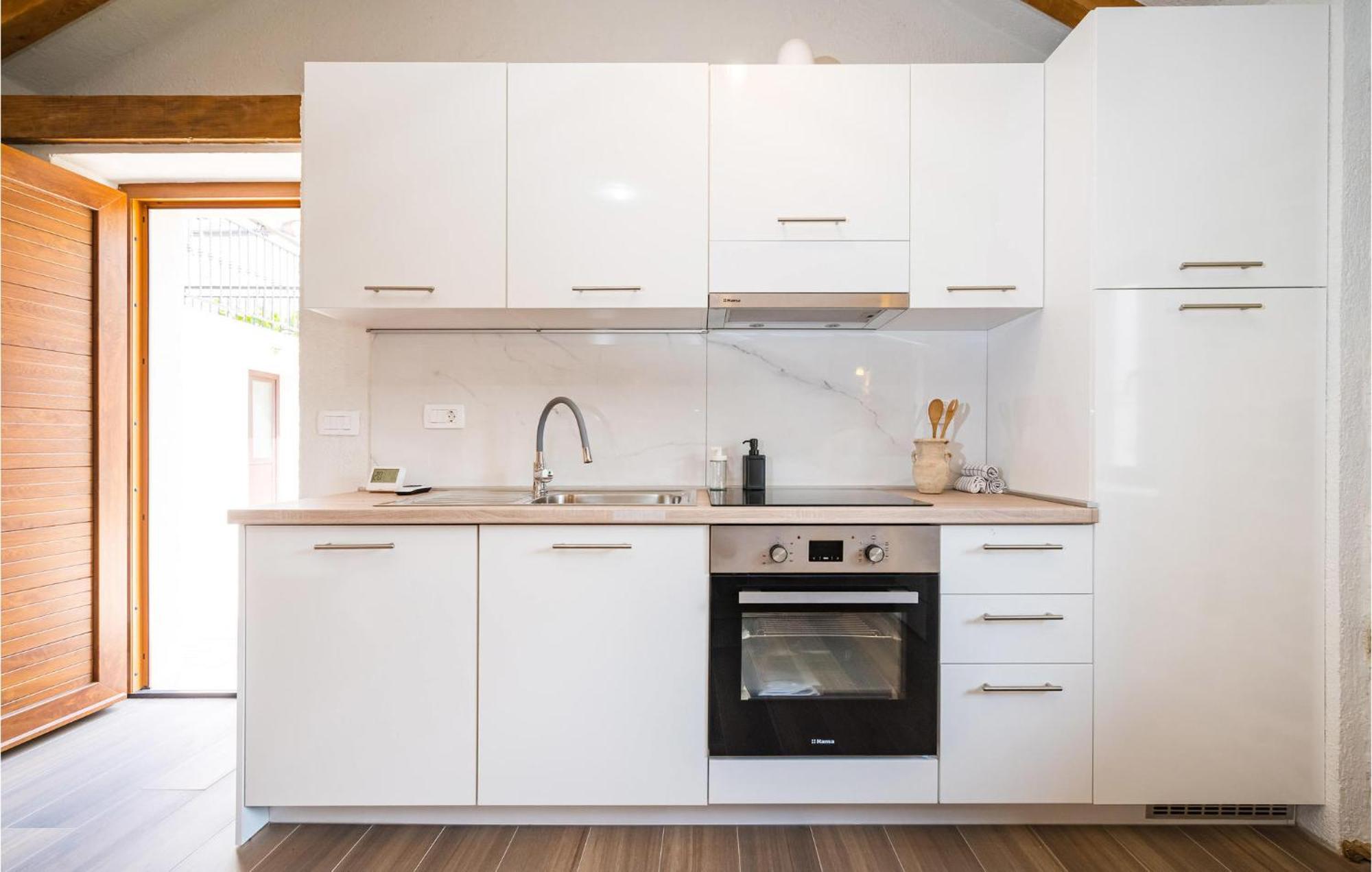 Pet Friendly Home In Murvica With Kitchen Екстериор снимка